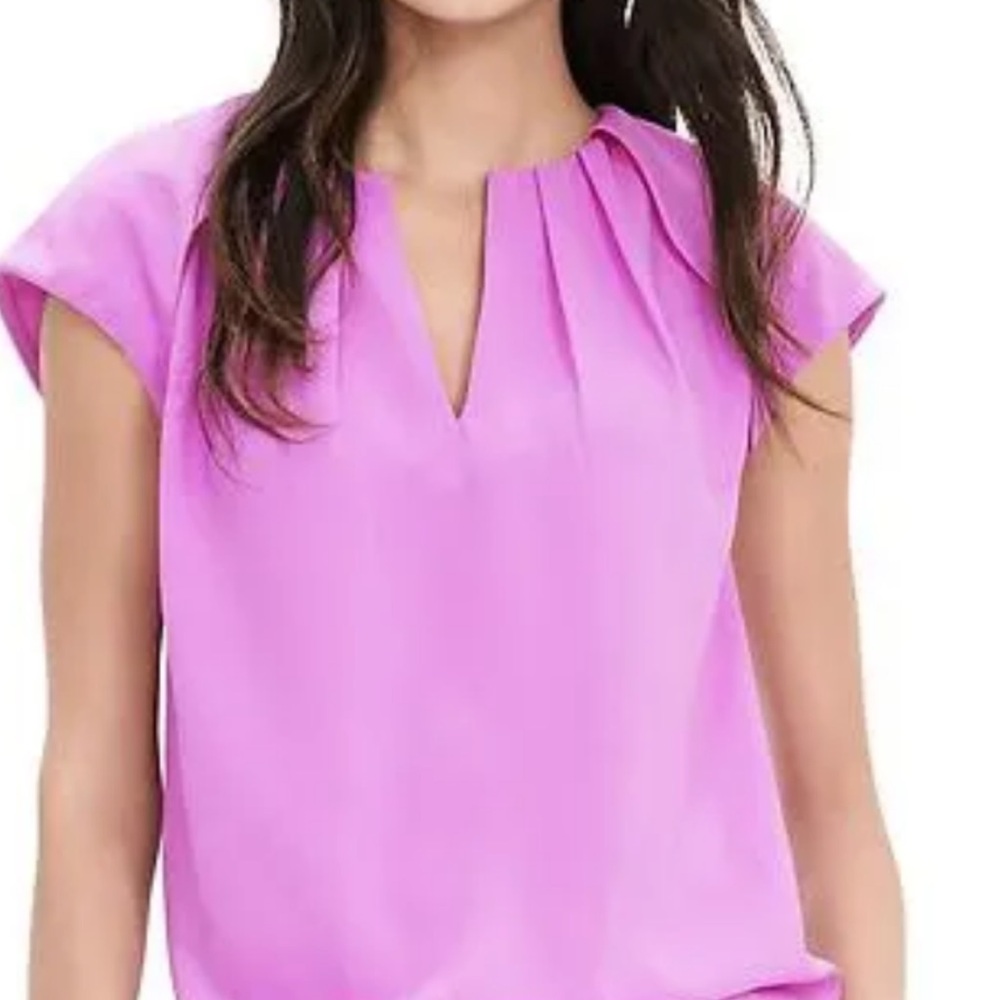 Banana Republic Pink Pleated V-Notch Cap Sleeve Blouse